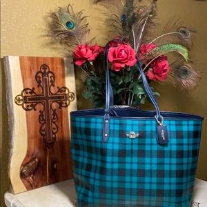 Coach reversible City Tote!